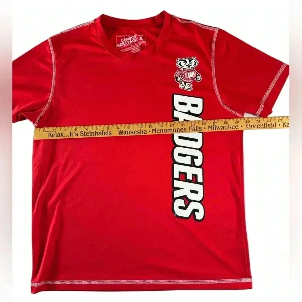 Wisconsin Badgers Football Boys Youth XL (20) Red Graphic Short Sleeve Shirt - Picture 3 of 8